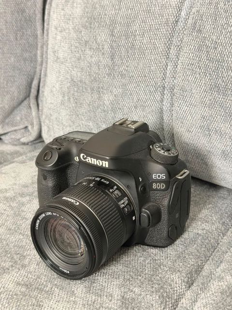 Fotoaparat Canon 80D — Bakı
