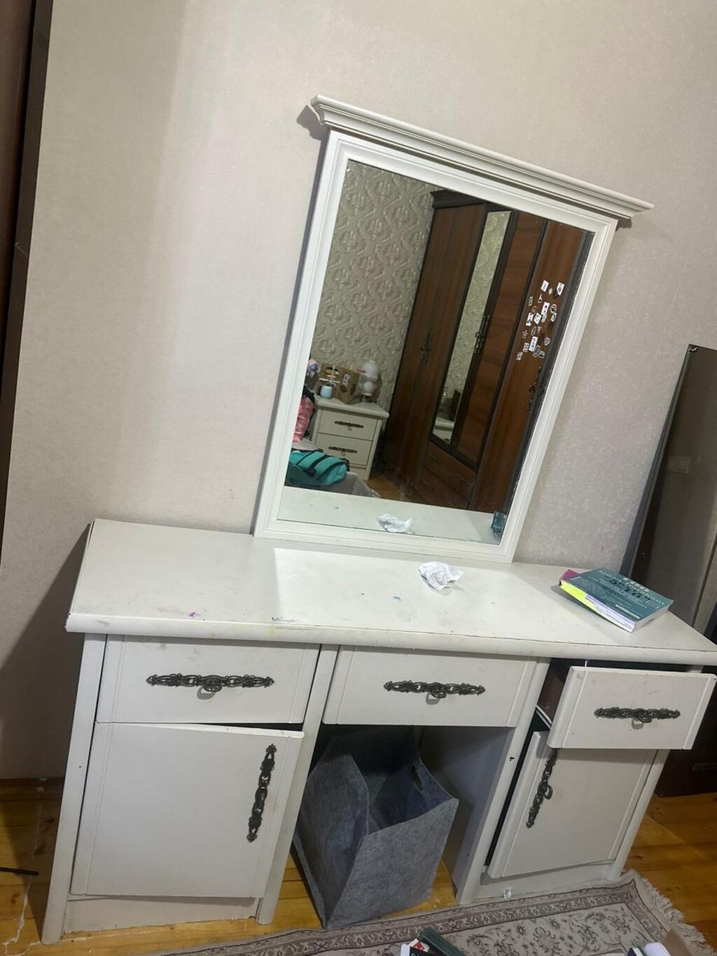 Yataq otağı mebel dəsti Tərkib: - 6 qapılı iri şkaf: ortada tam boy — Mebel, Digah (3)