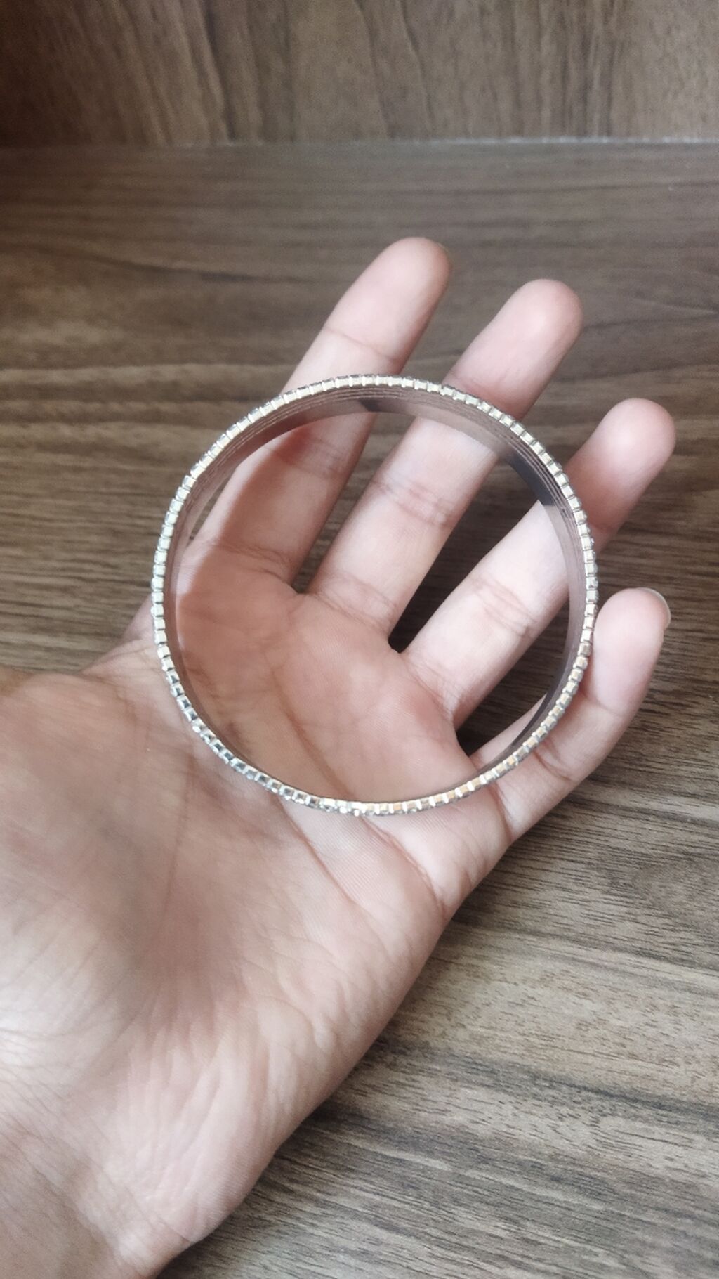 Metal bilərziklər – 2 model - Model 1: Minimalist, gümüş rəngli — Aksesuarlar, Sumqayıt (9)
