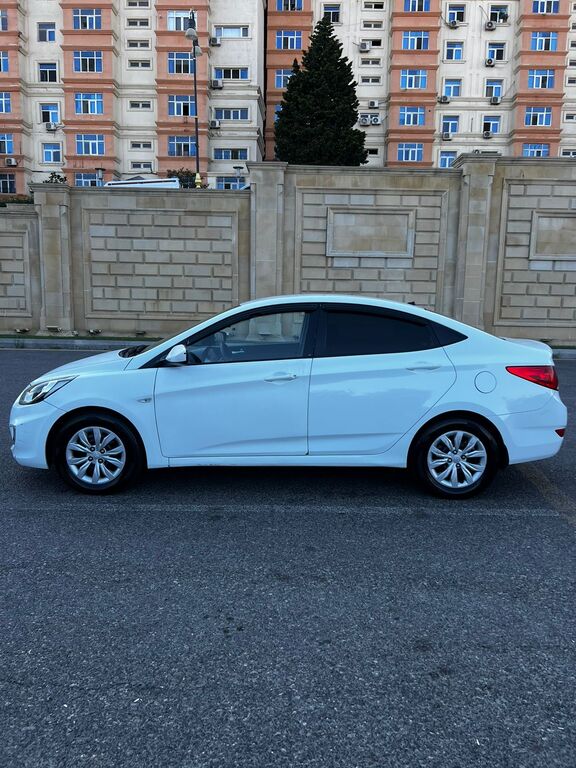 Hyundai Accent, 1.4 L, 2012 il, 241 000 km — Avtomobillər, Bakı (4)