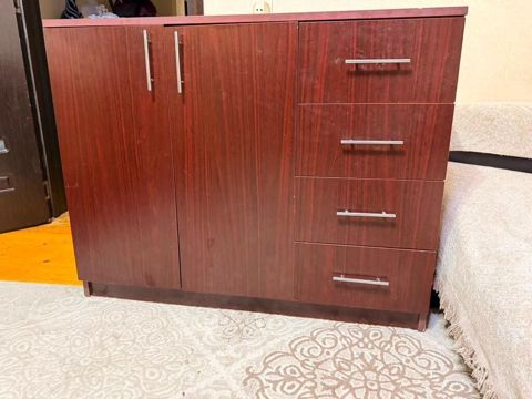 Mebel: Komod və şkaf kombinasiyası Qiyməti razılıq etmək olar. İşlək — Bakı