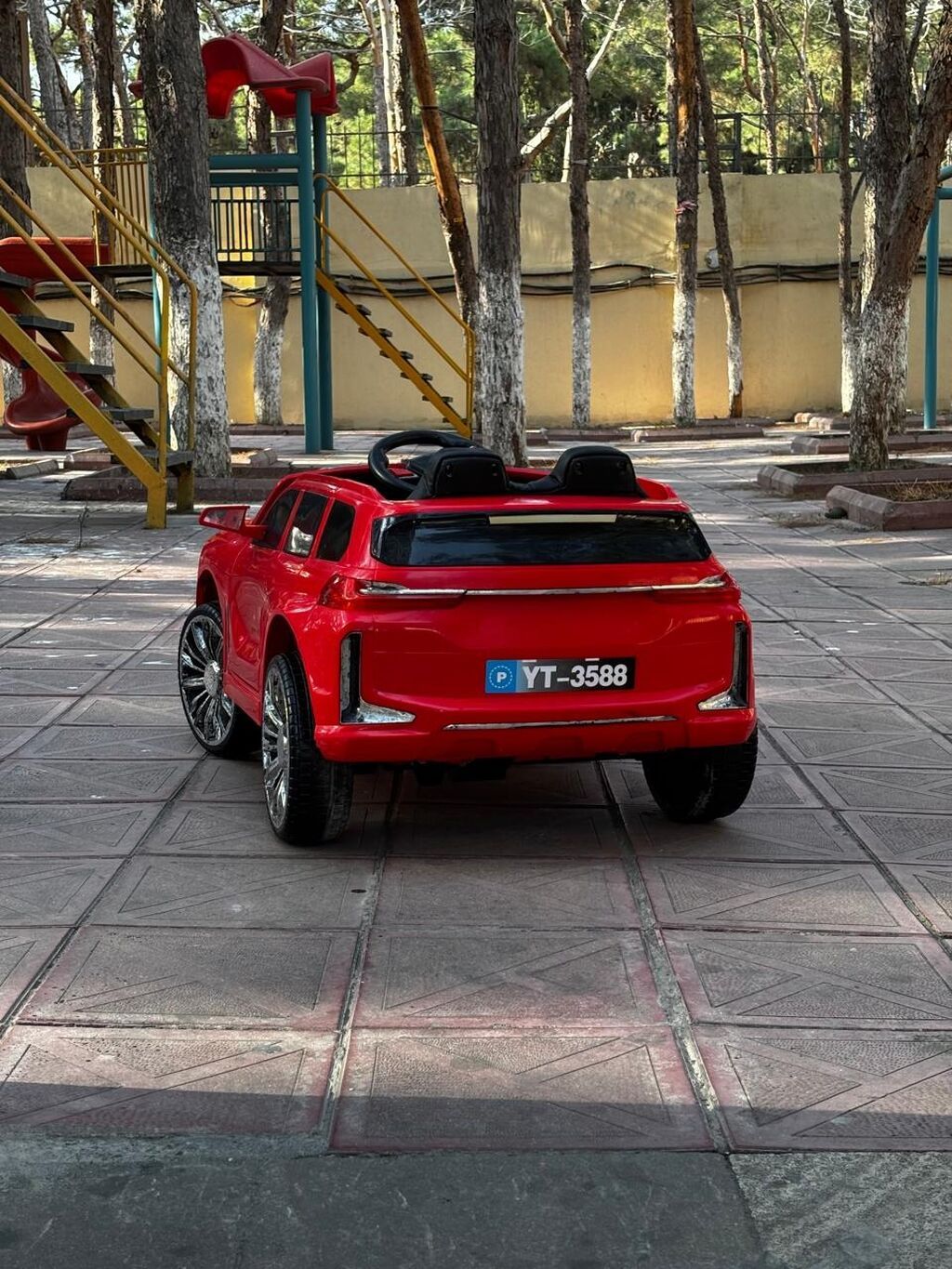 Uşaq elektrik maşını – YT-3588 model (qırmızı rəng) - Korpus: SUV — Mallar, Bakı (2)
