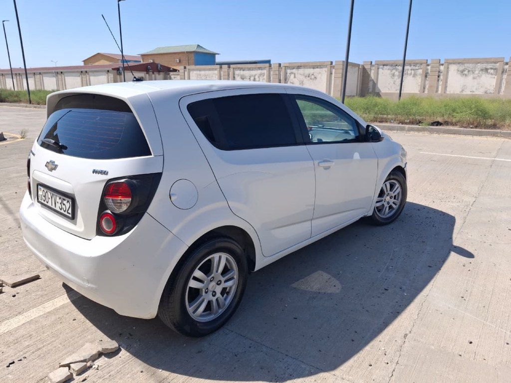 Chevrolet Aveo, 1.4 L, 2014 il, 216 358 km — Avtomobillər, Bakı (4)