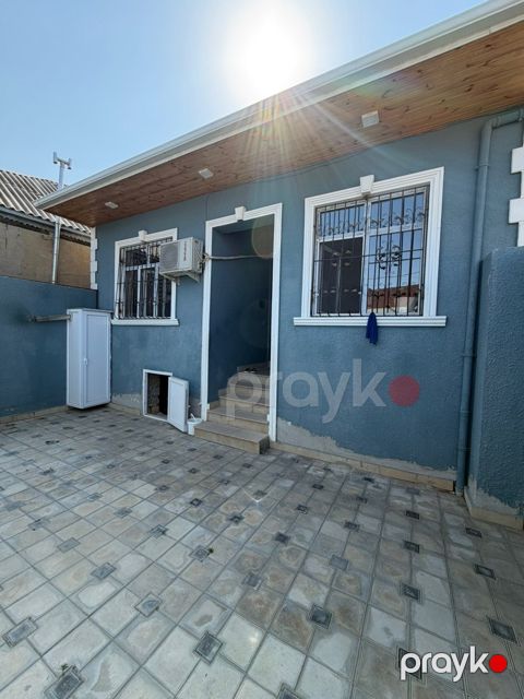 Həyət evi, Binəqədi qəs