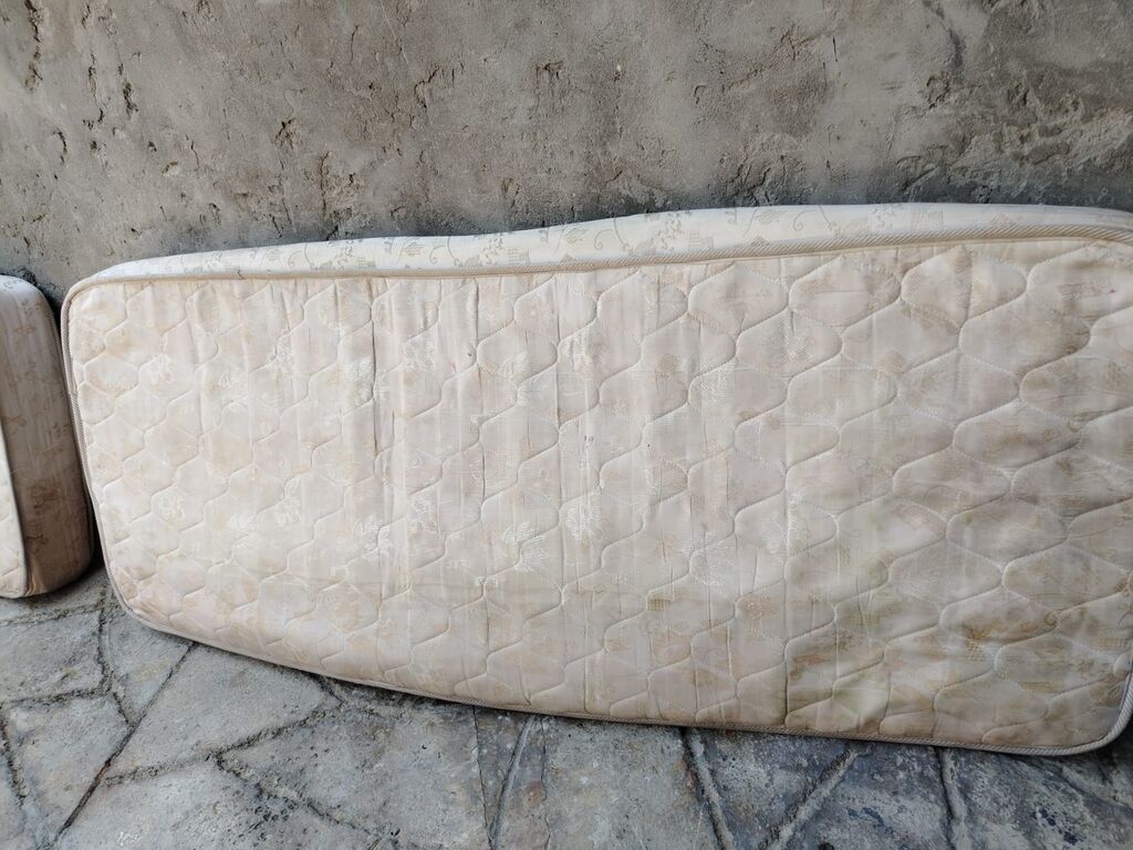 Böyüklər üçün İşlənmiş Döşək, Ödənişli çatdırılma — Tekstil, Bakı (2)