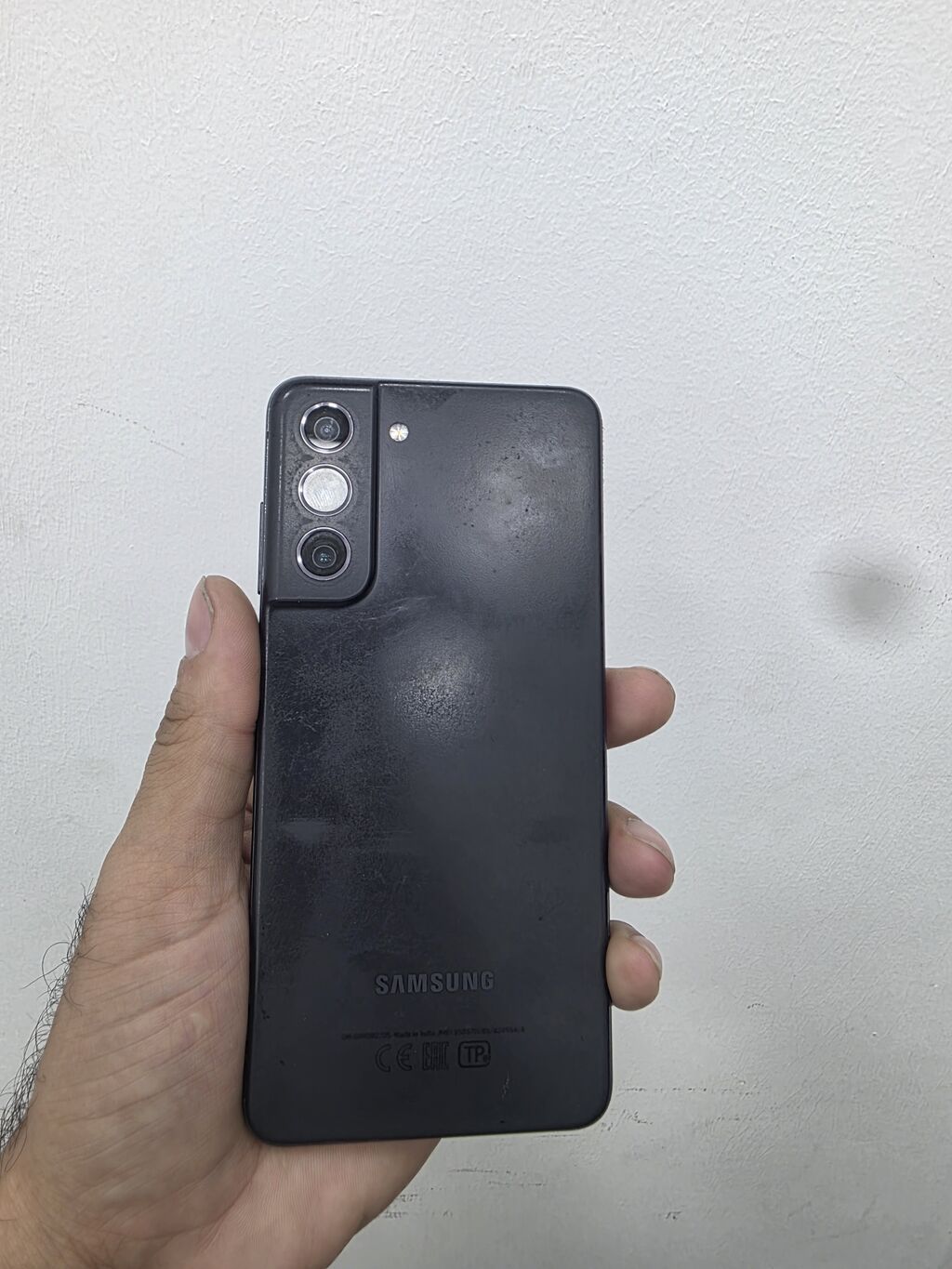 Samsung Galaxy S21 FE, rəng - Qara, Simsiz şarj — Samsung, Bakı (4)