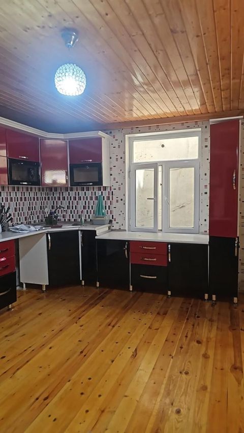 Mətbəxt mebeli 400 dəqiq ölcunu bilmirəm 5 m coxdu satilir — Qobu