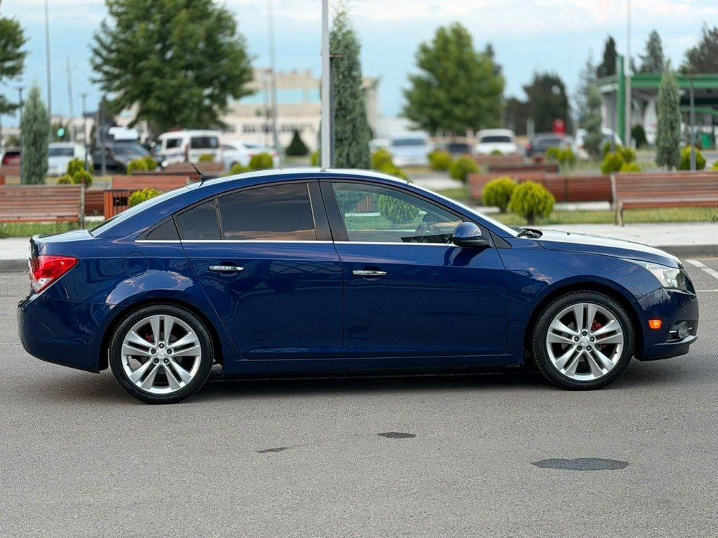 Chevrolet Cruze, 1.8 L, 2013 il, 267 000 km — Avtomobillər, Gəncə (4)