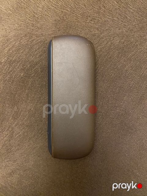 Iqos elektron tütün qızdırma cihazı və şarj/daşıma qutusu — Bakı