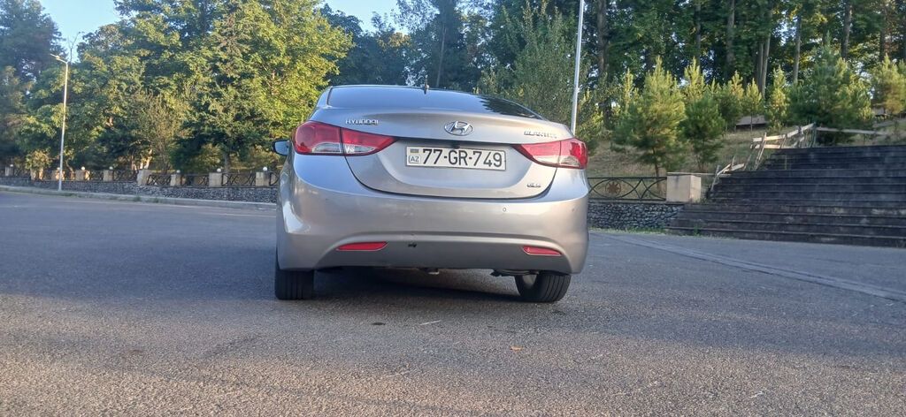 Hyundai Elantra: 1.8 l 2012 il Sedan — Avto, İsmayıllı (9)