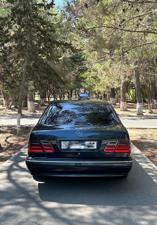 Mercedes E 270, 2.7 L, 1999 il, 375 000 km — Avtomobillər, Bakı (6)