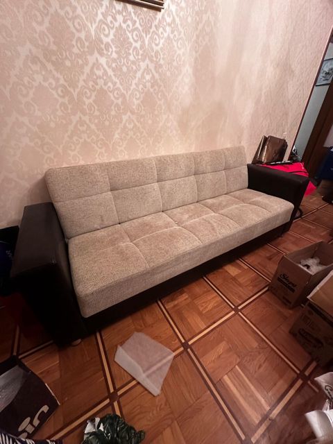 Divan 75 azn yaxşı vəzyətdədi açlır bazalıdı təciludi diyə ucuz satlır — Bakı