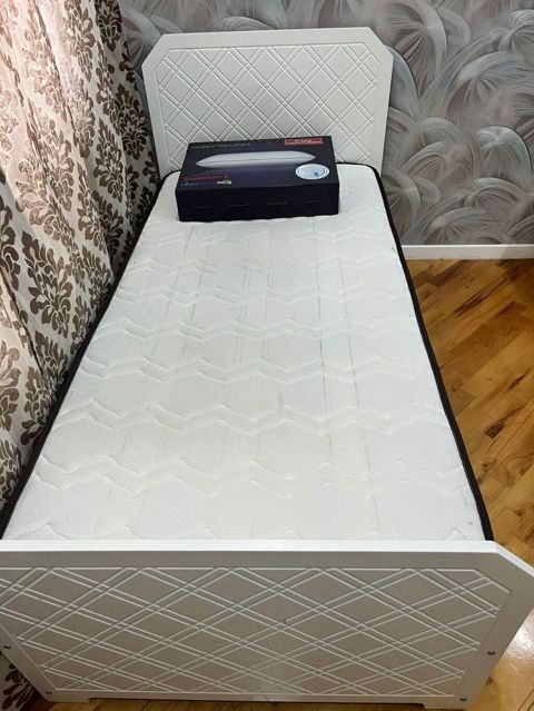 L / Tək nəfərlik bazalı çarpayı Matras və yeni ortopedik balış — Bakı