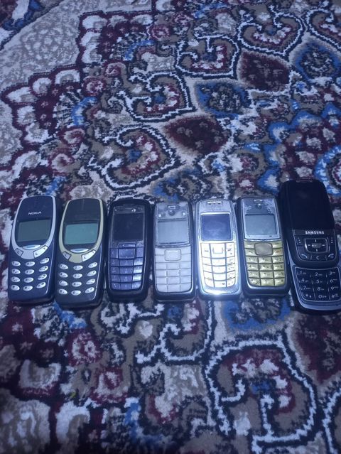 Köhnə düyməli telefonlar dəsti Nokia 1110 Qeydiyyat olunmalıdır Nokia — Bakı