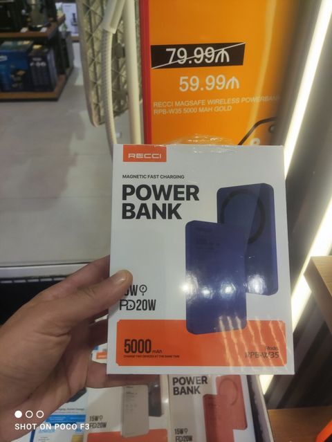 Reccı RPB-W35 maqnitli sürətli şarj powerbank - Tutum: 5000 mAh — Bakı