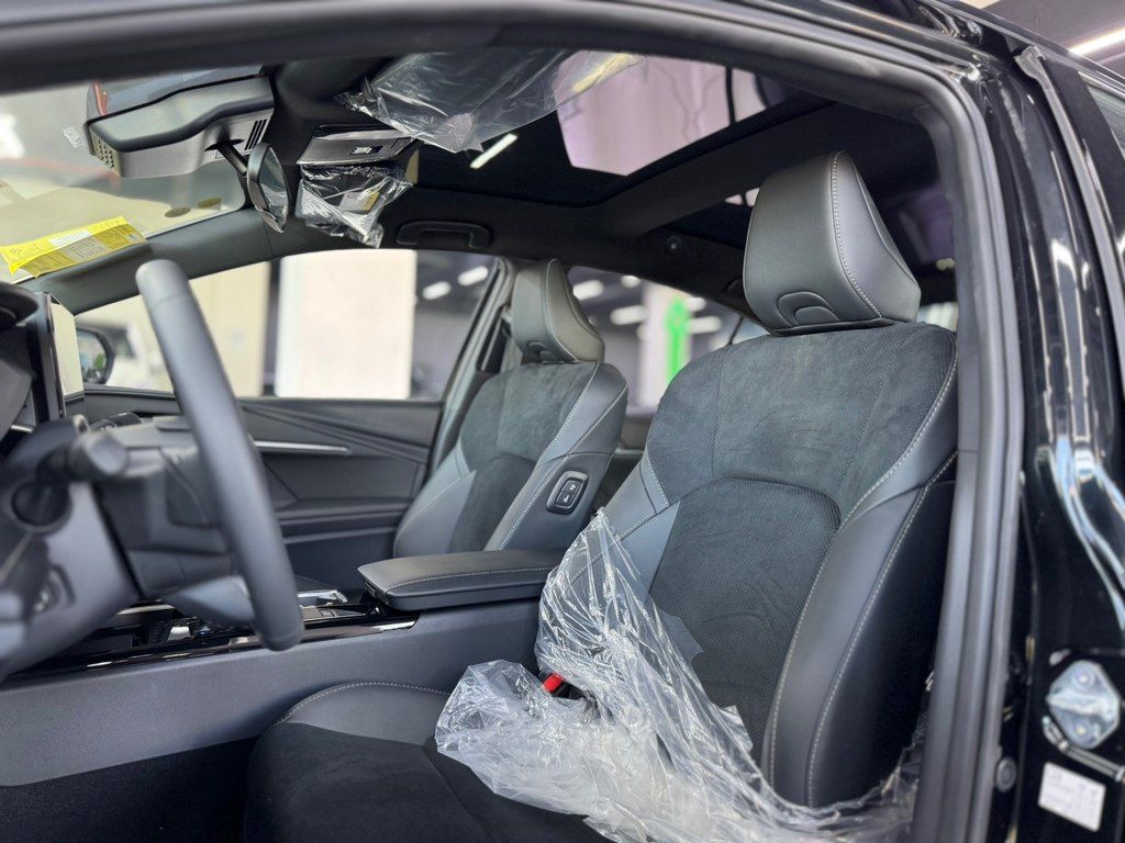 Toyota Camry, 2.0 L, 1 kWh, 2026 il, yeni — Avtomobillər, Bakı (9)