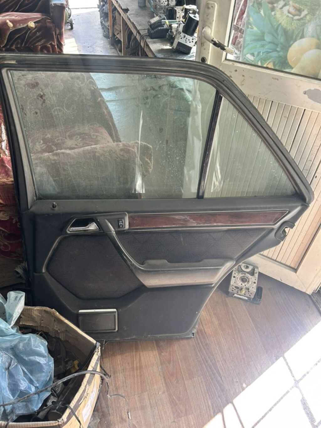 Mercedes-Benz W124 — Ehtiyat hissələri, Bakı (2)