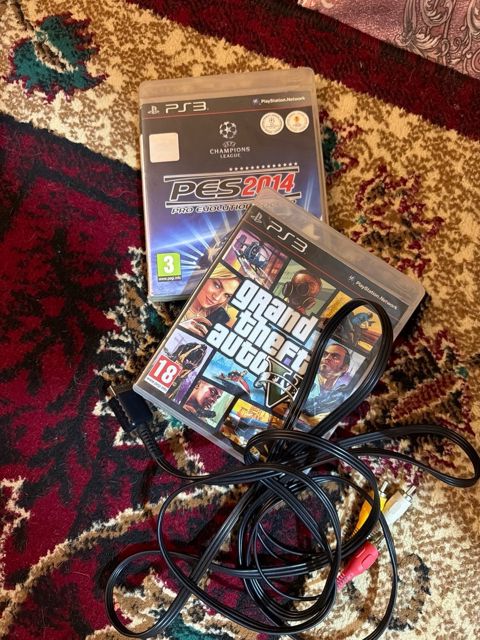 PS3 GTA5, PES2014 oyun diskləri — Bakı
