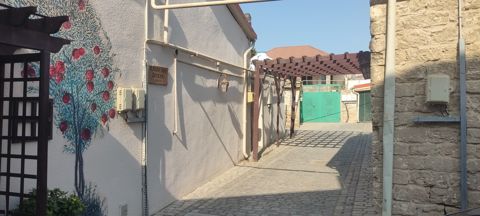Həyət evi, Ramana qəs — Bakı