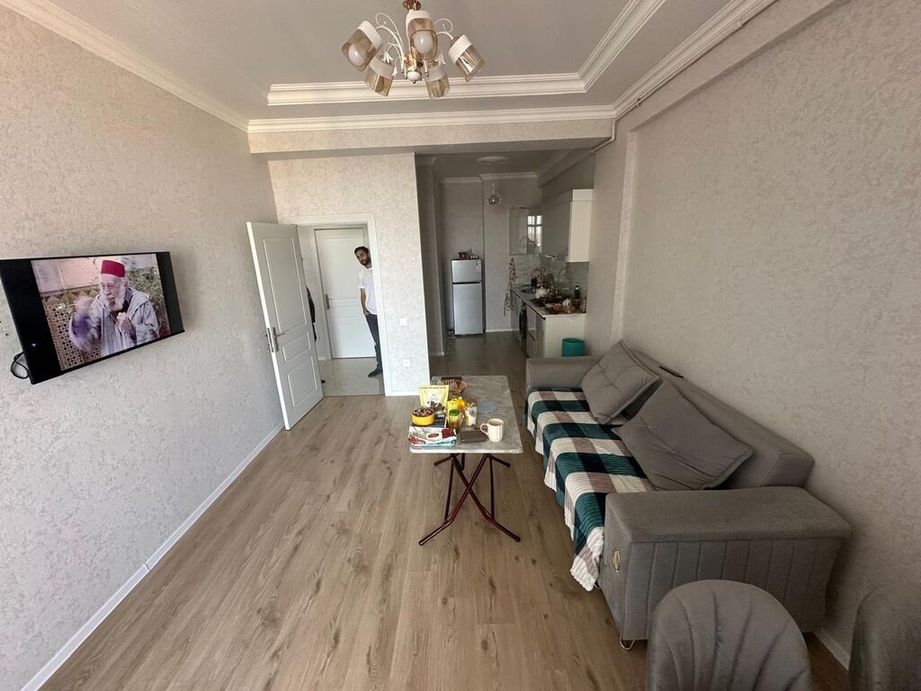 Dəniz mənzərəli, geniş balkonlu 2 otaqlı mənzil. Panoram pəncərələrdən — Daşınmaz əmlak, Saray (8)
