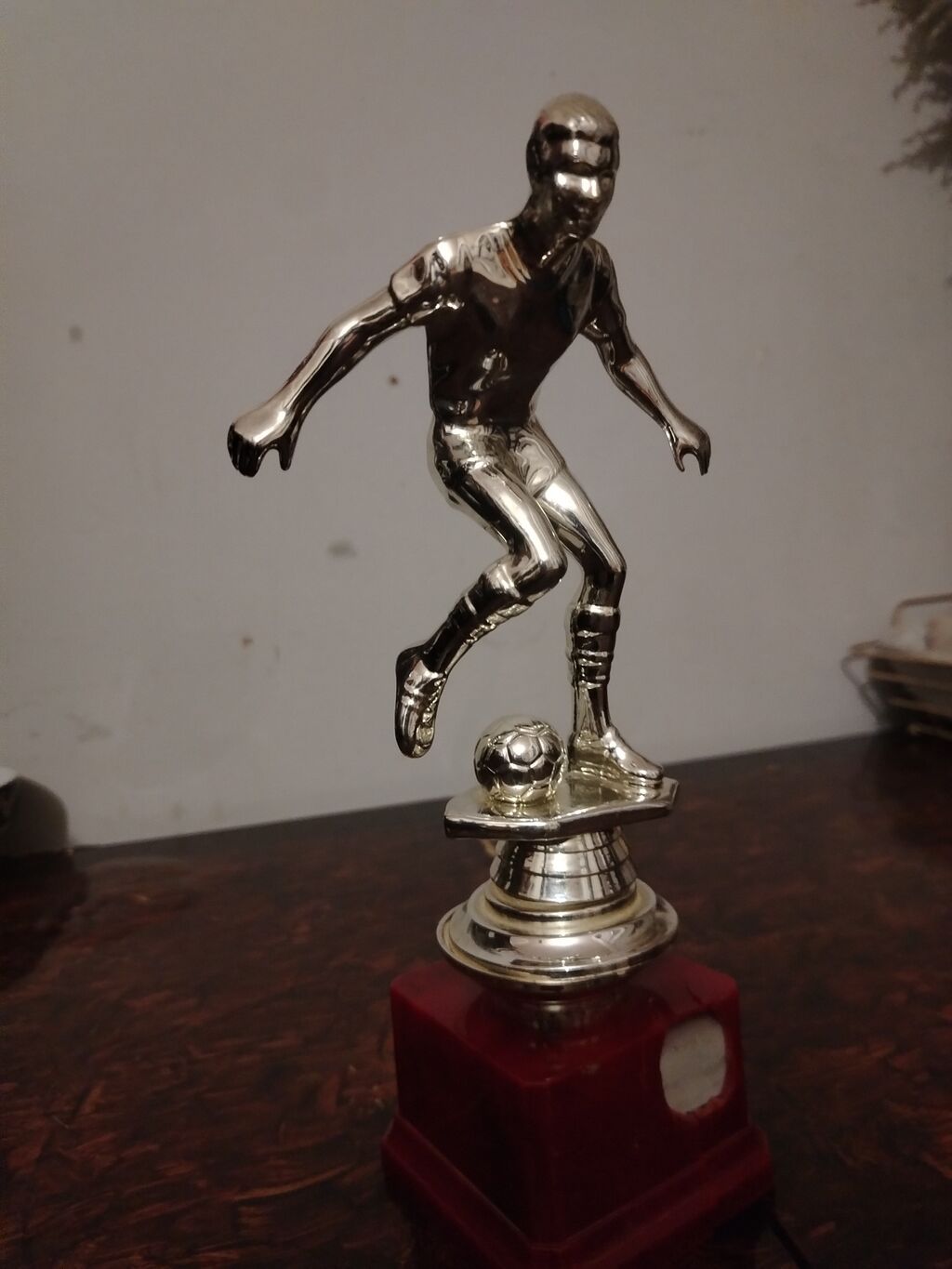Futbol mövzulu kubok/abidə fiquru - Material: metalik rəngli plastik — İdman və istirahət, Bakı (2)
