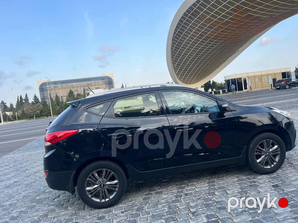 Hyundai ix35, qara rəng, benzinli krossover. Xüsusiyyətlər 77-KD-437 — Avto, Bakı (8)