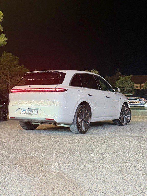 Li Auto L6, 1.5 L, 36.8 kWh, 2025 il, 36 000 km — Avtomobillər, Bakı (2)