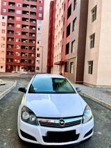 Opel Astra, 1.3 L, 2010 il, 256 500 km — Otomobil