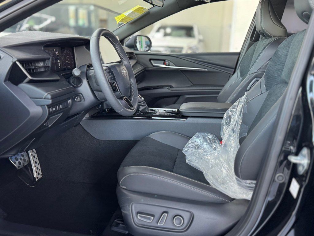 Toyota Camry, 2.0 L, 1 kWh, 2026 il, yeni — Avtomobillər, Bakı (7)