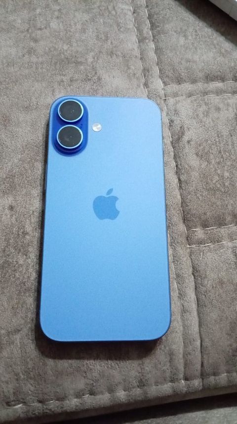 IPhone 16, Mavi — Pirəkəşkül
