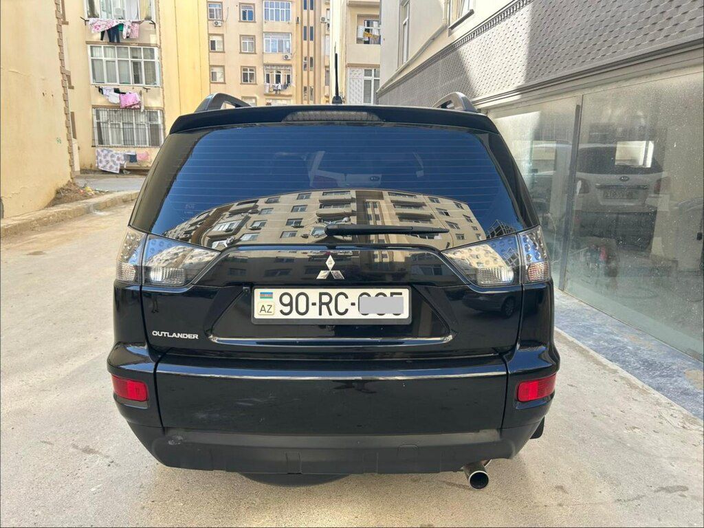 Mitsubishi Outlander, 2.4 L, 2010 il, 221 000 km — Avtomobillər, Bakı (2)