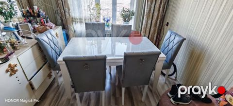 AMasa dəsti satilir 290azn.Masa mdfdi acilir 6stulu var.Unvan