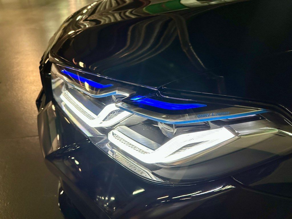 BMW 530e, 2.0 L, 12 kWh, 2022 il, 46 000 km — Avtomobillər, Bakı (4)