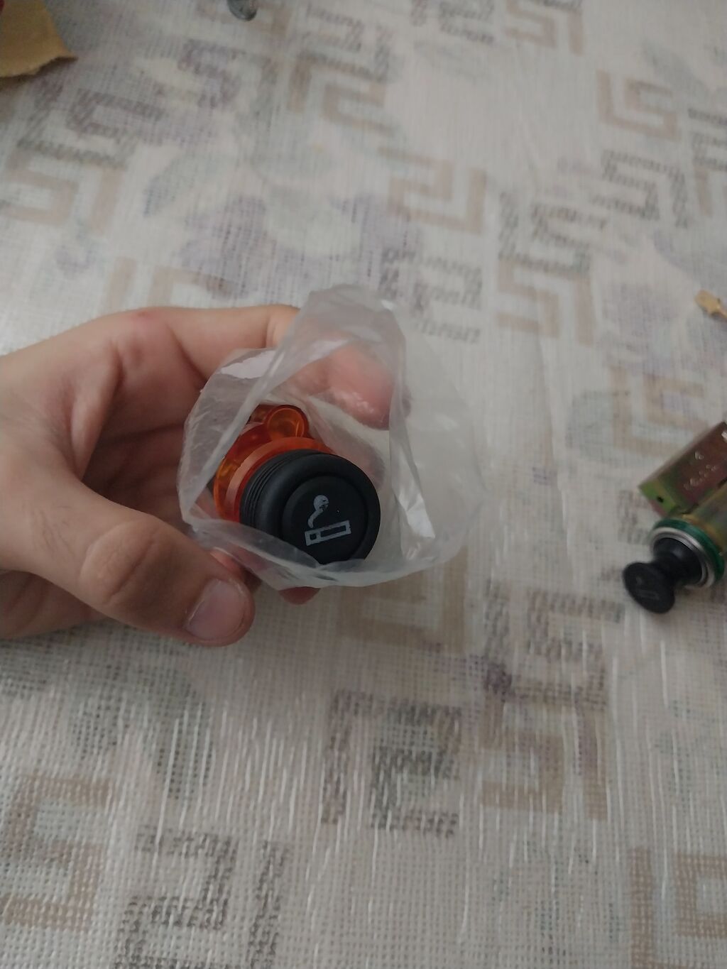 EZL Cigarette Lighter – avtomobil siqaret alışdırıcısı - Brend: EZL — Ehtiyat hissələri, Bakı (2)