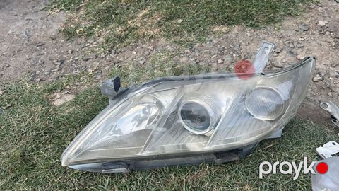 Toyota Camry üçün ön far (sol tərəf) - Orijinal far korpusu, linzalı