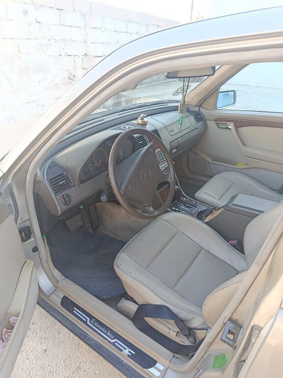 Mercedes C 220, 2.2 L, 1995 il, 420 000 km — Avtomobillər, Bakı (12)