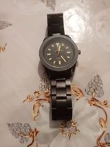 Qara metal korpus və metal qolbaqlı qol saatı - Brend yazısı: Touch — Watches