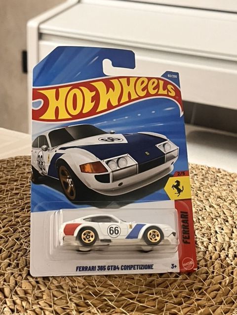 Hot Wheels – Ferrari 365 GTB4 Competizione (2/5) - Brend: Hot Wheels — Bakı