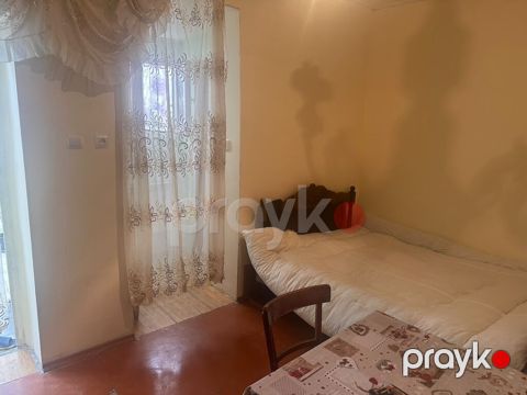 Elimler metrosunun 100 adımlıqında heyet evi 1 otaqlı mənzil – studiya