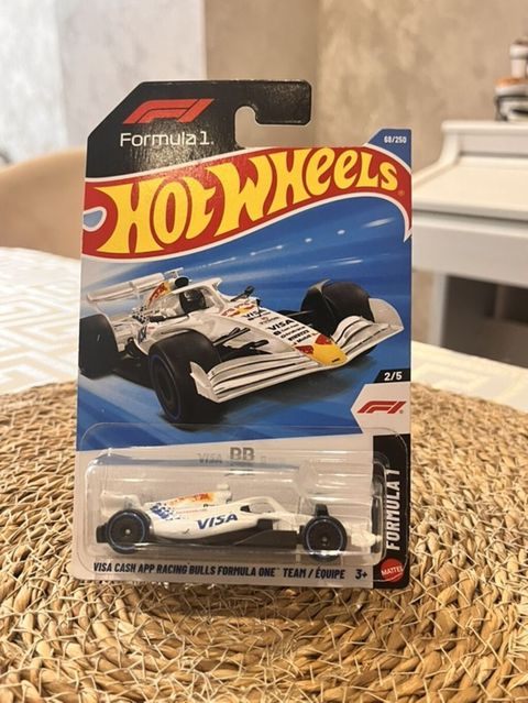 Hot Wheels Formula 1 seriyası – Visa Cash App RB (Racing Bulls) F1 — Bakı