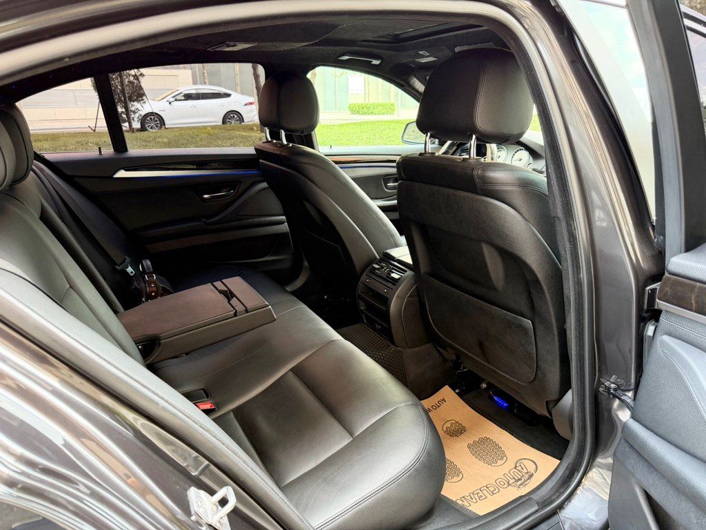 BMW 535, 3.0 L, 2016 il, 125 000 km — Avtomobillər, Bakı (9)