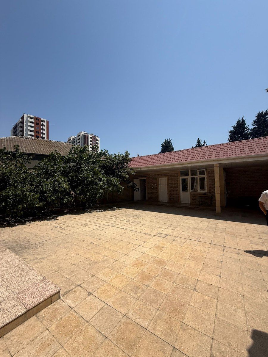 Villa, Azadlıq m — Ev, villa, Bakı (3)