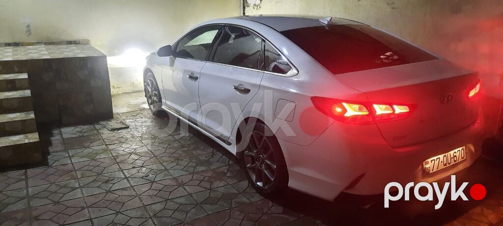 Hyundai Sonata – ağ rəngli, sedan kuzovlu. Şık və aerodinamik dizayn — Avto, Bakı (5)