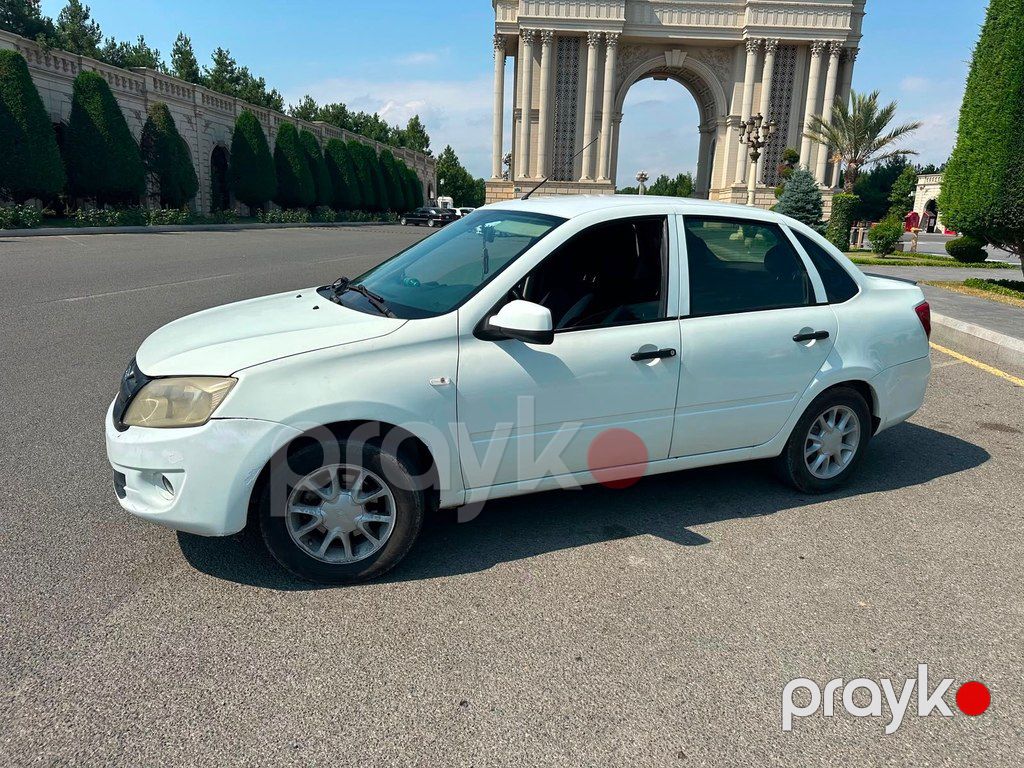 Lada (VAZ) Granta, 1.6 L, 2013 il, 284 563 km — Avtomobillər, Gəncə (5)