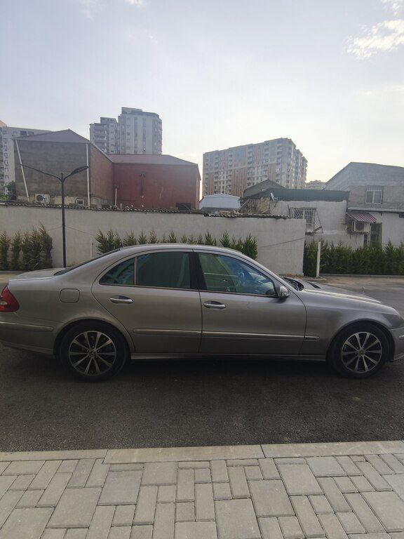 Mercedes E 240, 2.6 L, 2003 il, 309 000 km — Avtomobillər, Bakı (4)