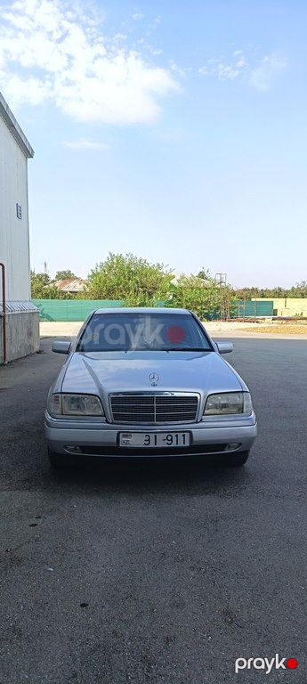 Mercedes C 180, 1.8 L, 1995 il, 425 000 km