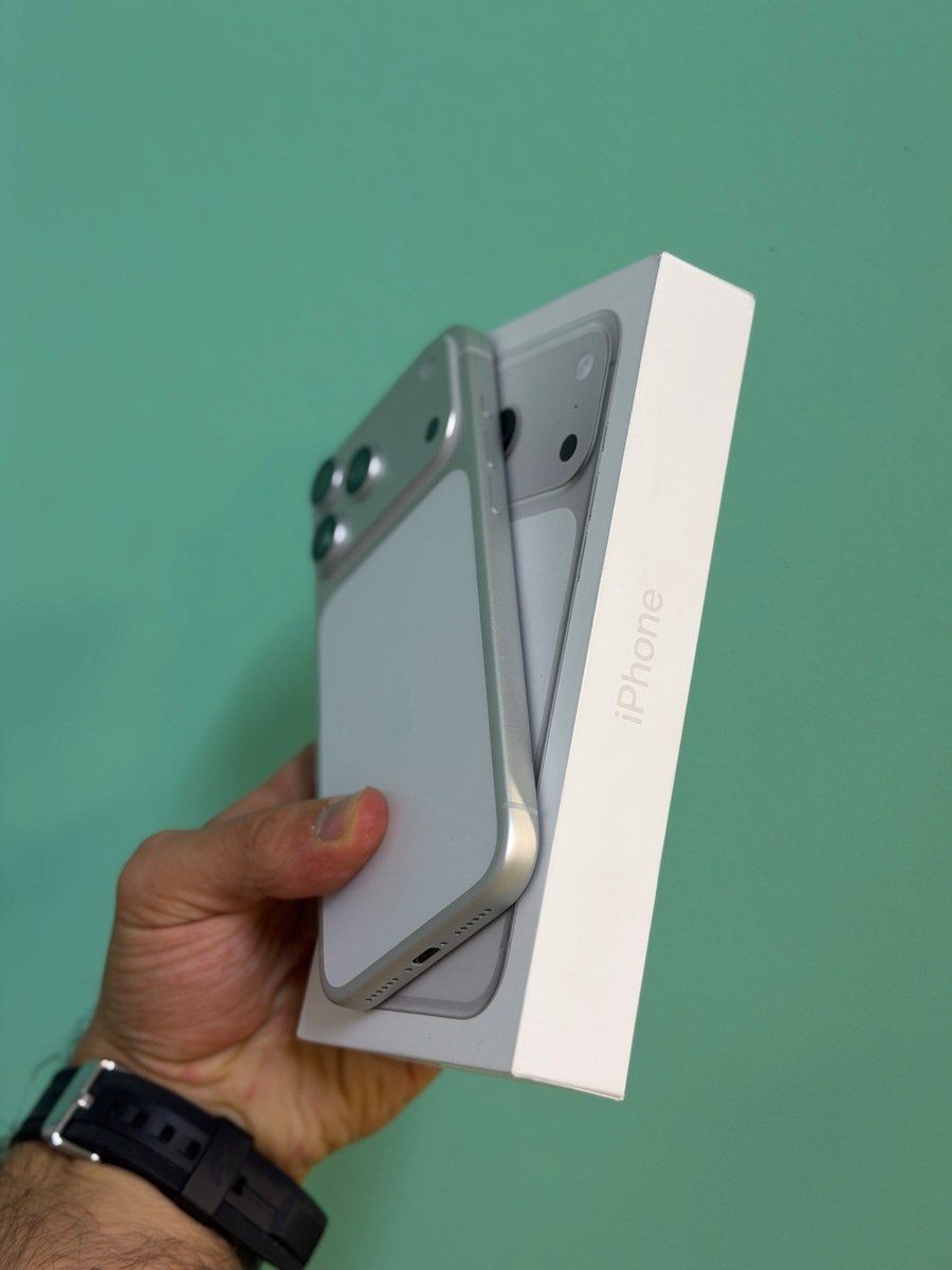 Apple iPhone 17 Pro Max Silver 256GB/12GB — Smartfonlar, Bakı (2)