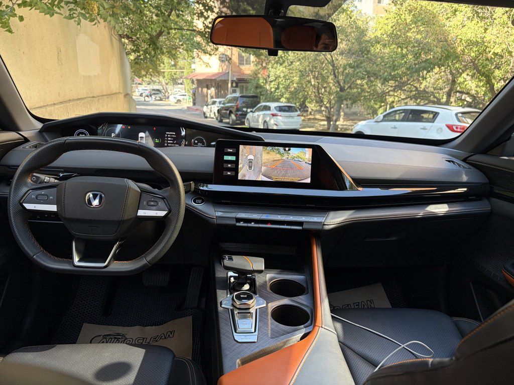 Changan Uni-V iDD, 1.5 L, 18.4 kWh, 2023 il, 95 000 km — Avtomobillər, Bakı (8)