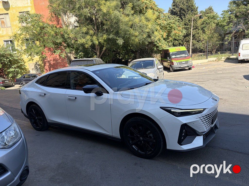 Changan Uni-V iDD, 1.5 L, 18.4 kWh, 2023 il, 95 000 km — Avtomobillər, Bakı (3)