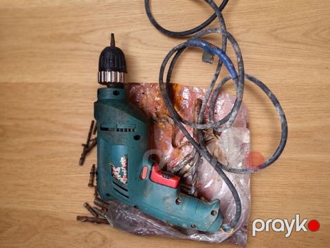 Elektrik zərbəsiz matkap + qazma ucluqları dəsti - Şəbəkə ilə